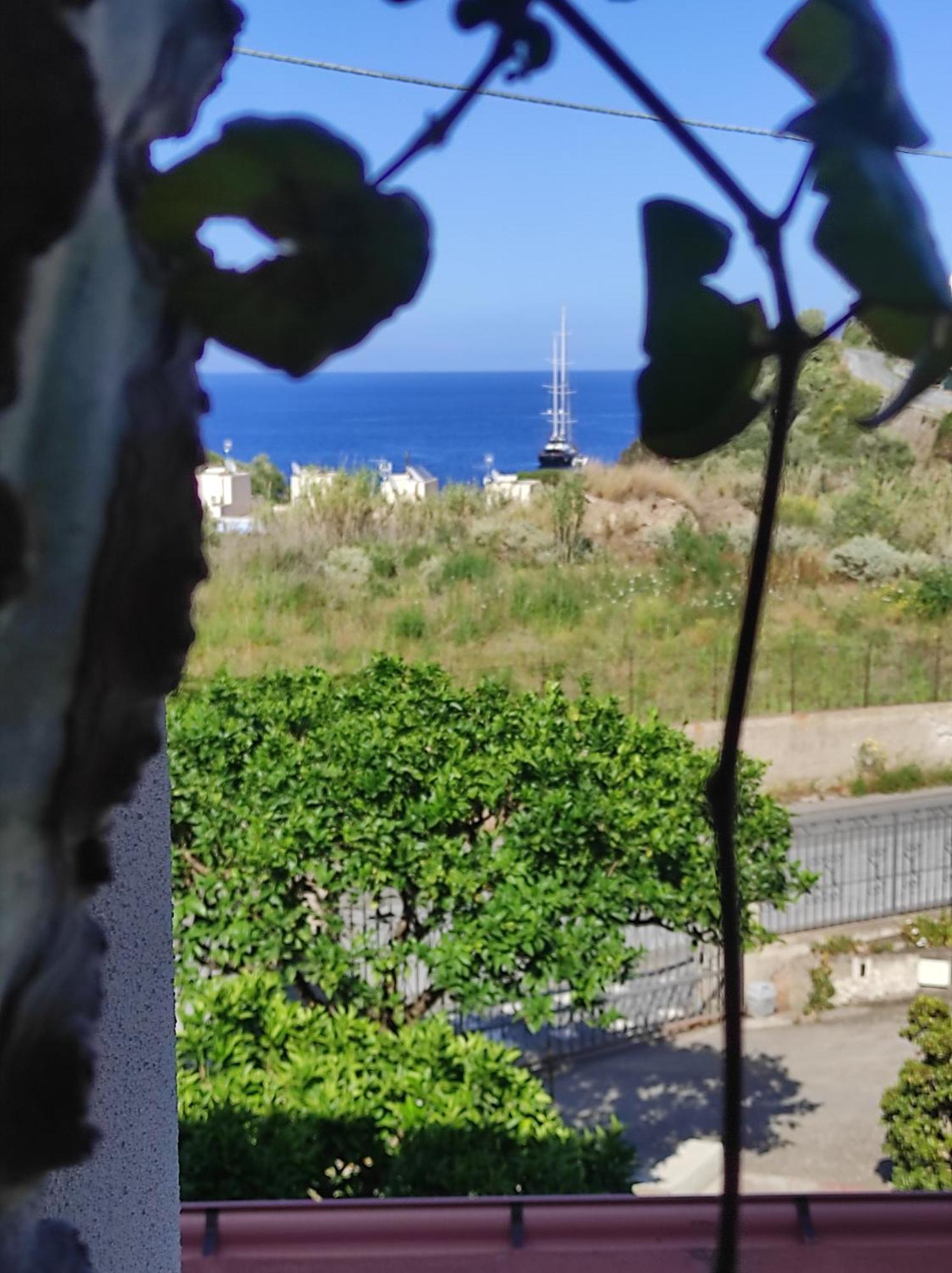 Holiday Home Mennulita 利帕里 客房 照片