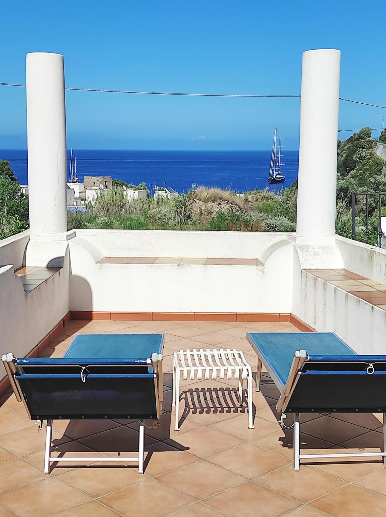 Holiday Home Mennulita 利帕里 客房 照片